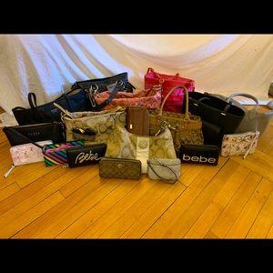 9 purses,6 wallets,6 clutches,all top brands